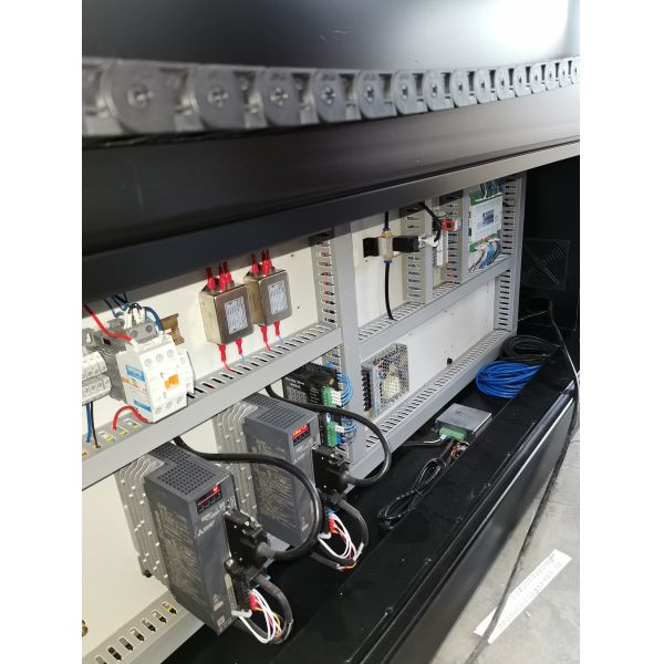 1300mm X 1300mm CO2 Laser Cutting Machine 300W For Non Metal Material