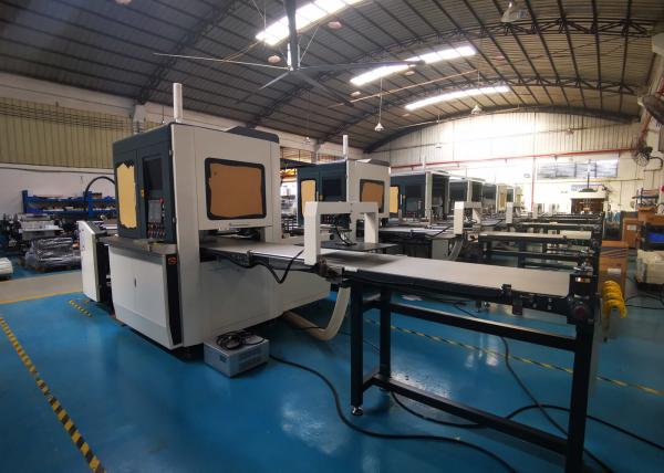 Buy Mobile Phone Gluing Box Pasting Machine 40pcs/Min Multi Function at wholesale prices