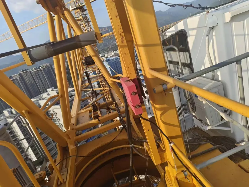 Construction Tower Crane Zoomlion 7020-12 for Large-Scale Construction Building Projects