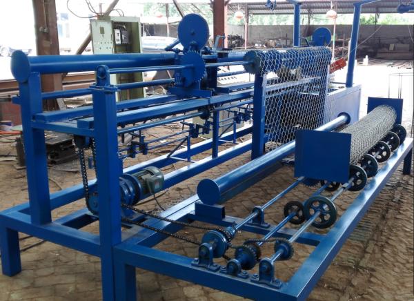 Buy Galvanized Chain Link Mesh Machine , Fully Automatic Fencing Wire Making Machine at wholesale prices