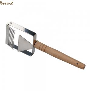 China Small Wooden Handle Honey Uncapping Tools 17 Needles Uncapping Fork on sale