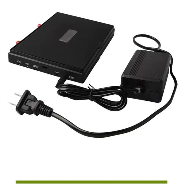 7-Inch LCD5802D 5.8G 40CH FPV Monitor for Multicopters Drones 800x480 Accessory DVR 2.4Ghz Built-in Battery Charger Included