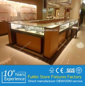 China cheap acrylic jewelry accessories display showcase on sale