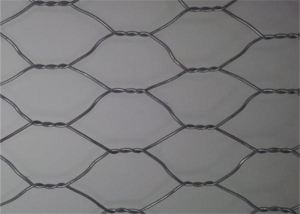 Buy Weave Tightly Hot Dipped 3000m Hexagonal Wire Netting at wholesale prices