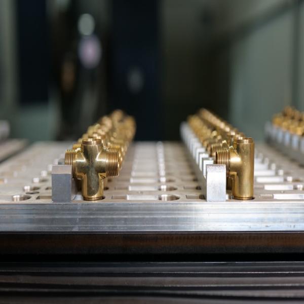 Automated polishing process in action