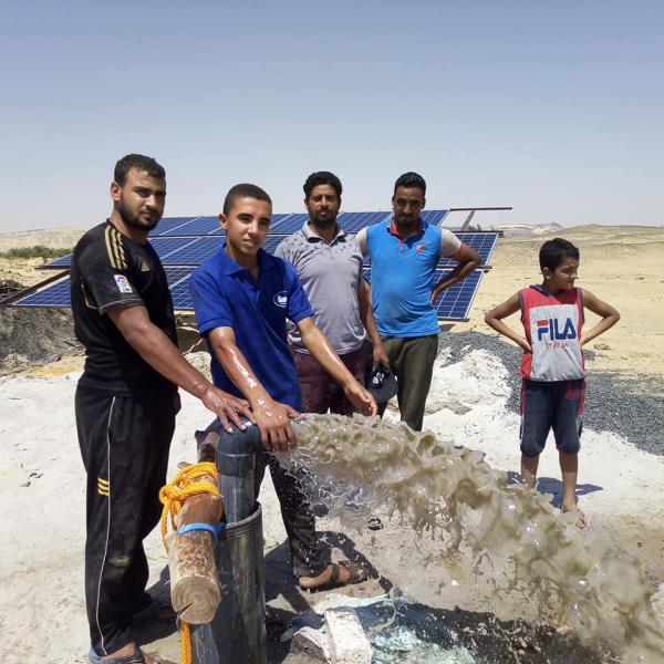 380V 440V 2.2KW 4KW Solar Water Pump Inverter For Suburban Park And Farm