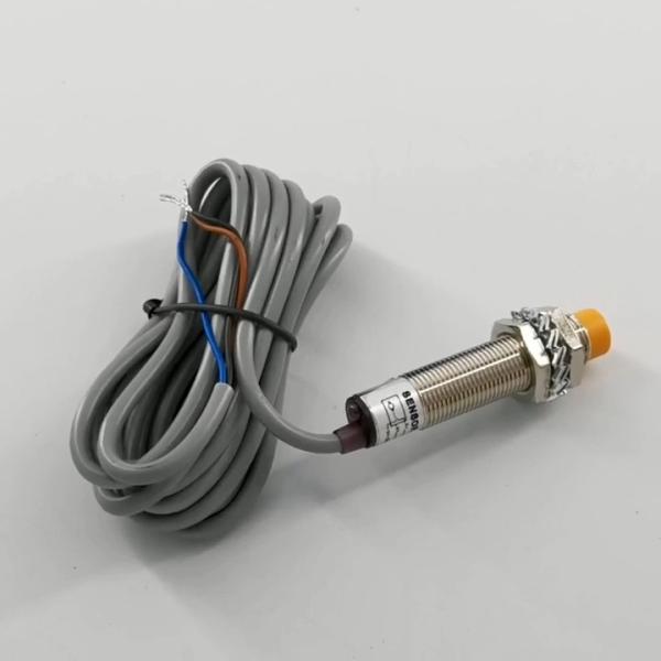 Buy LJ12A3-4-Z/BX M12 3- Wires DC NPN NO 4mm capacitive proximity sensor circuit at wholesale prices