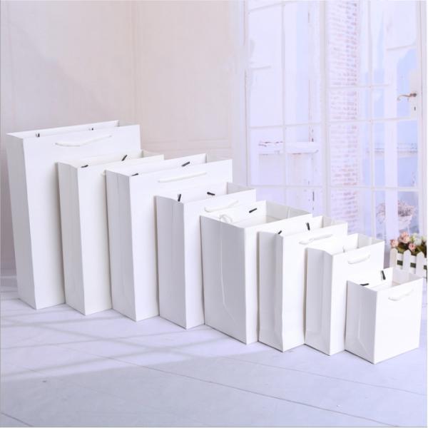 Custom Printing Recyclable Paper Bags With Handles Flower Pattern