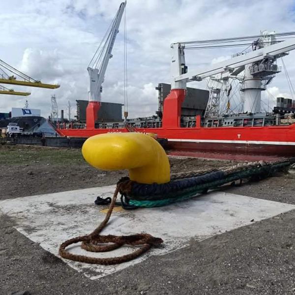 Heavy Duty ﻿ Mooring Bollards Corrosion Resistant ﻿ High Strength