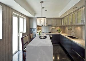 China Custom Quartz Decorative Floor Tile Artificial Quartz Stone Anti Depigment on sale