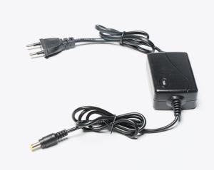 30W Universal AC/DC Adapter Switching Power Supply with 8 Selectable Adapter Tips & Micro USB