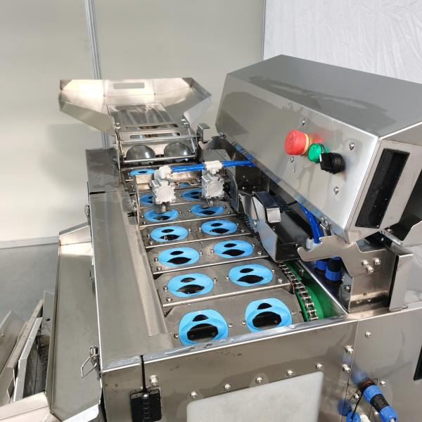 Durable And Easy To Clean Accurate Shell Knocking Without Residue Double Row Egg Knocking Machine