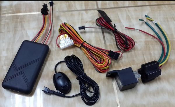 Buy Mini gps tracker with APP for android and ISO phones at wholesale prices