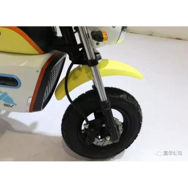 Graphene Battery Electric Bike Scooter , 38km/H Electric Motor Scooters For Adults