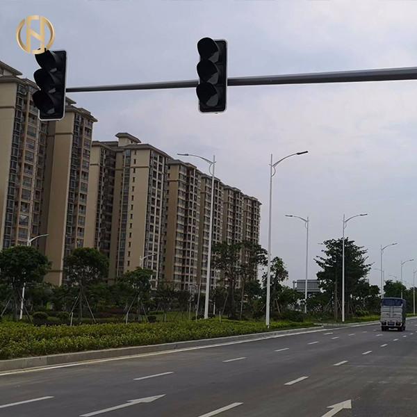 Buy T Type Octagonal Galvanised Light Pole Customized Height For Traffic Signal at wholesale prices