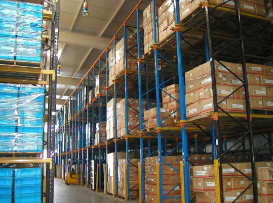 Multiple Level Drive In Warehouse Racking Storage Solution For Cold Chain Logistics