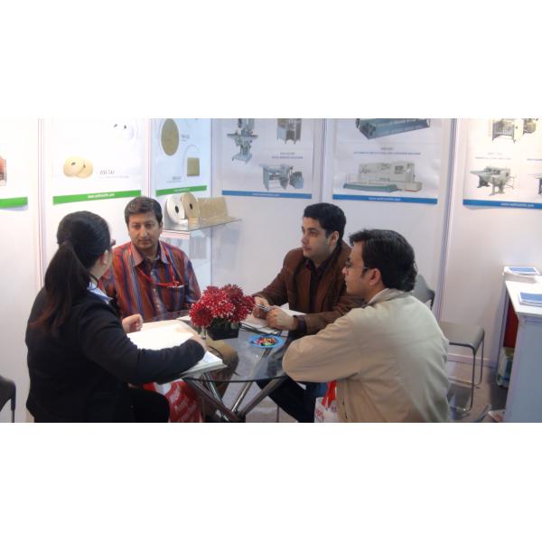 Rigid Box Corner Pasting Tape / Kraft Paper Tape For Rigid Boxes