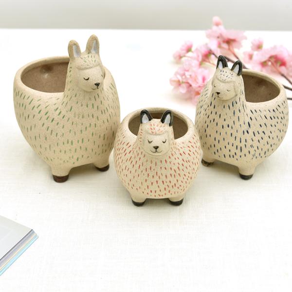 Ceramic Decorative Flower Pots Modern 3D Animal Alpaca Shaped Indoor 6 Inch 12"