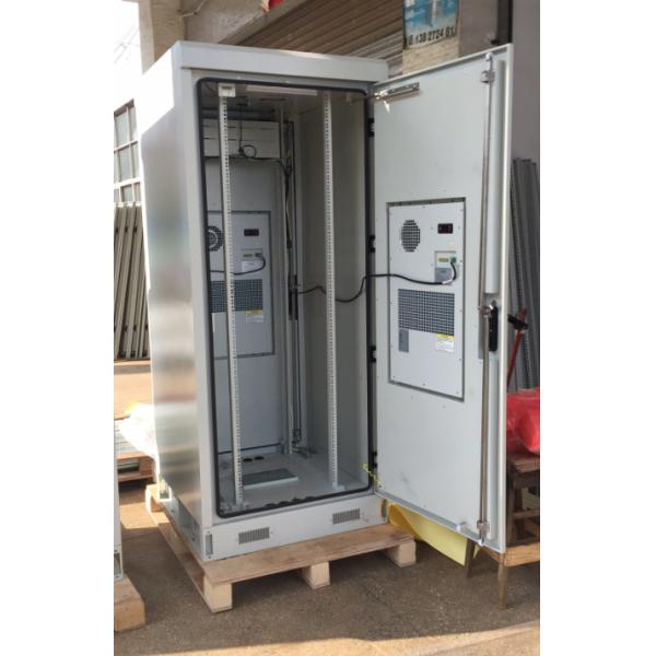 19 Inch 40U IP55 Outdoor Telecom Enclosure 1500W For Solar Energy Battery