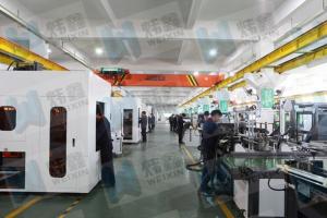 Ultrasonic White Non Woven Box Bag Making Machine With Computer Control