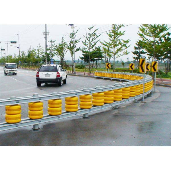 Hot Dipped Galvanized Rolling Guardrail Protection With 3mm Post Thickness
