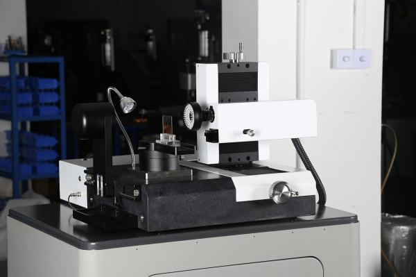 Buy Manual Control Cutting Tool Measuring Machine With 0.0001um Scale at wholesale prices