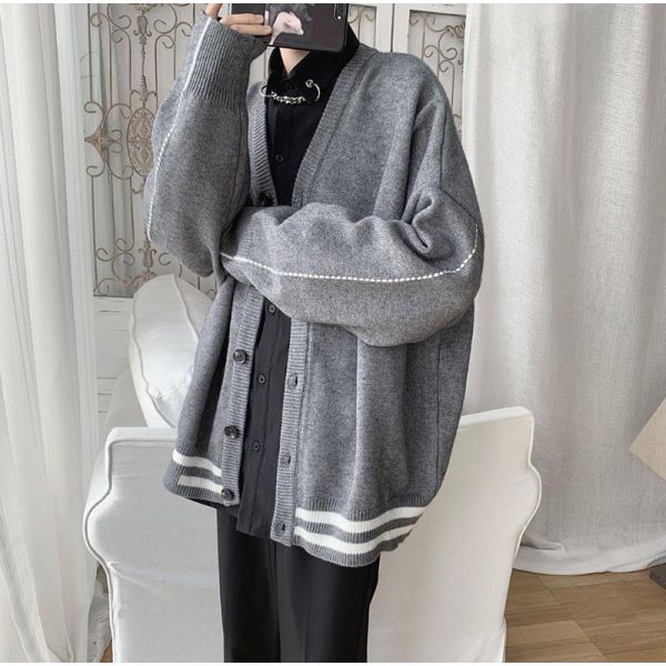 Buy OEM ODM Knitting Cardigan Sweaters 70% Super Wool 30% Cashmere Yarn at wholesale prices