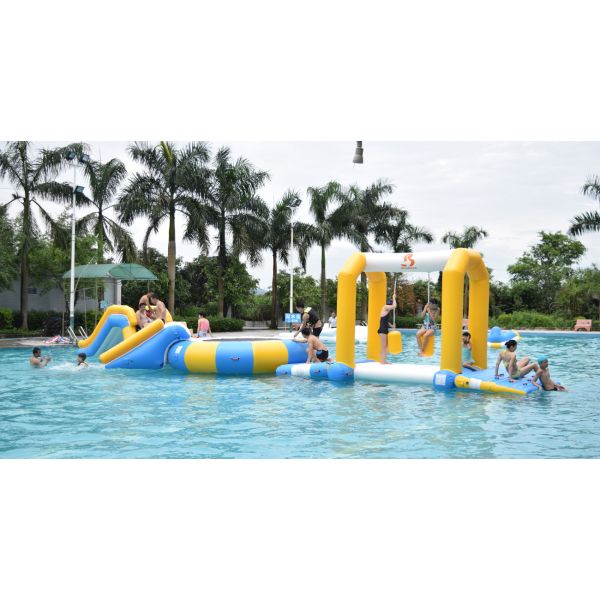 0.9mm PVC Tarpaulin Fabric Inflatable Floating Water Park For 18m*6m Pool