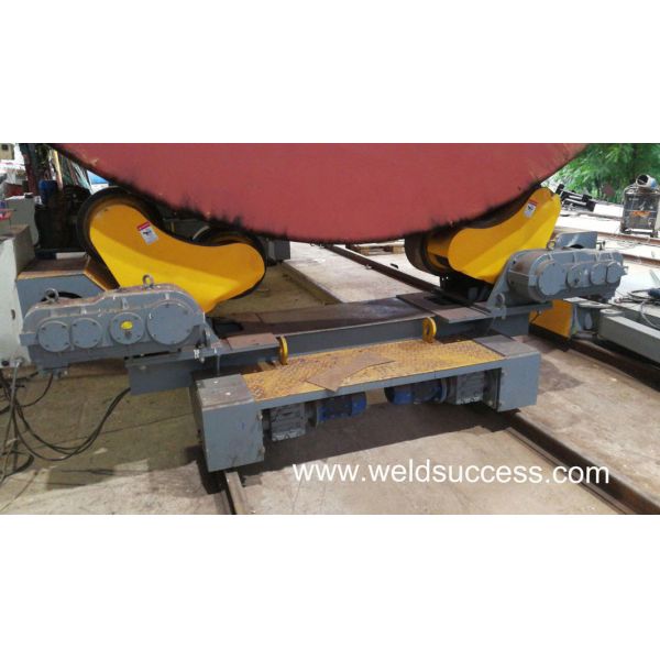 80T Self Aligning Welding Pipe Rollers Motorized Travelling For Heavy Duty 5000mm