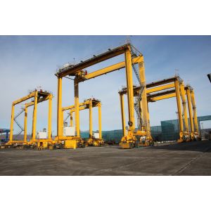 Quality Rubber Tire Double Girder Container Gantry Crane With Telescopic Spreader for sale