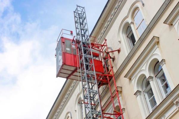 Buy Energy Saving Temporary Construction Elevators Small Noise Steady Start / Stop at wholesale prices