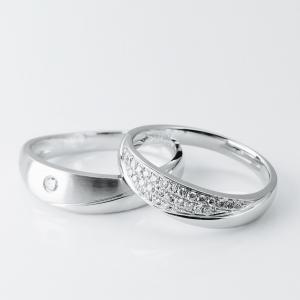 China Pure Color Diamond Textured White Gold Wedding Bands For Couples on sale