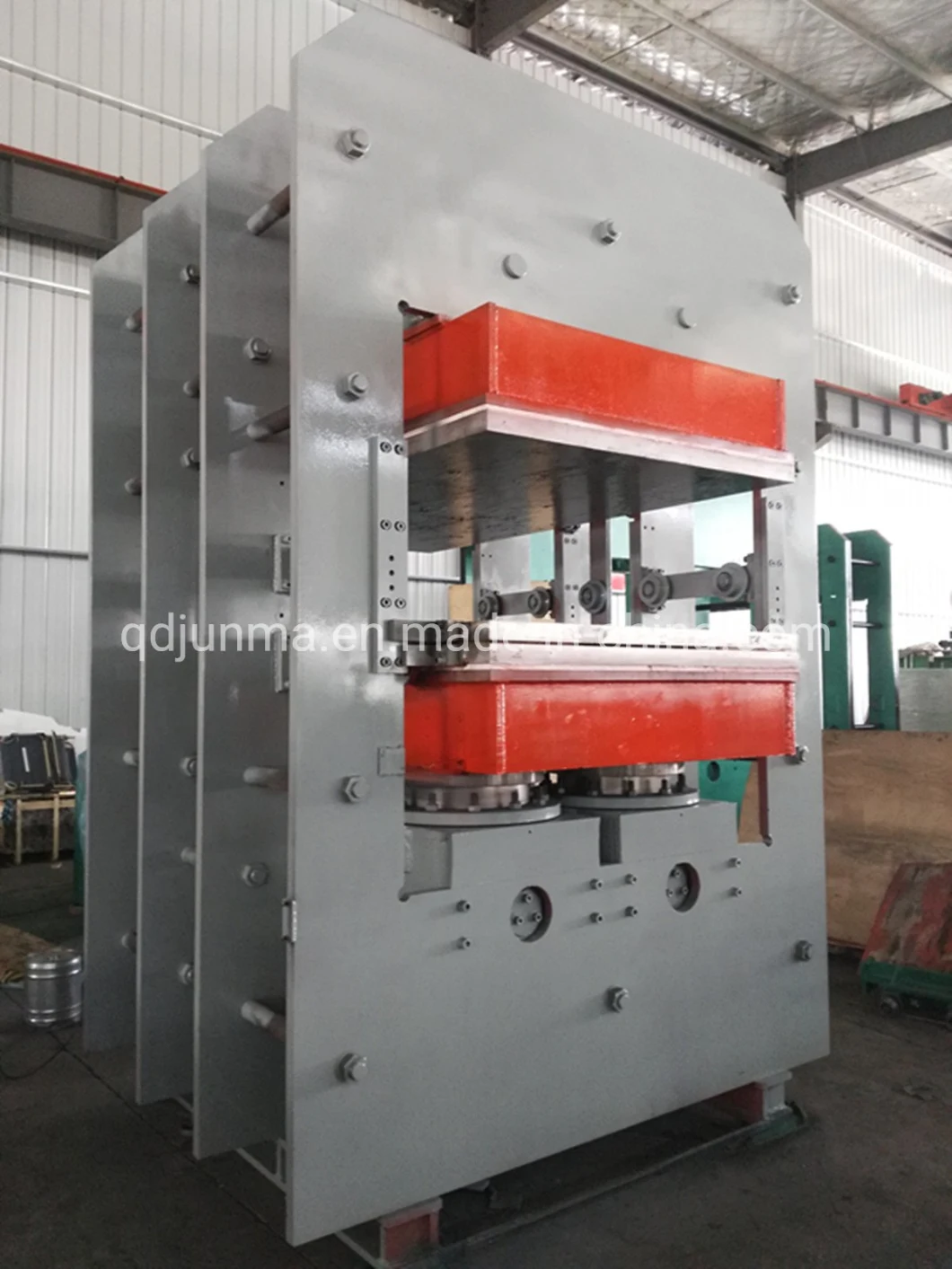 Hot Technology CE Rubber Moulding Machine with Push Pull System