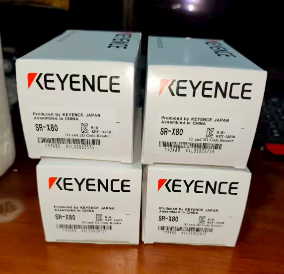 Multi Format SR-X80 Keyence Barcode Reader Scanner Easy To Integrate And Operate