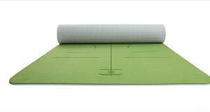 yoga mat with alignment lines, yoga mat with alignment marks, yoga mat with alignment markers