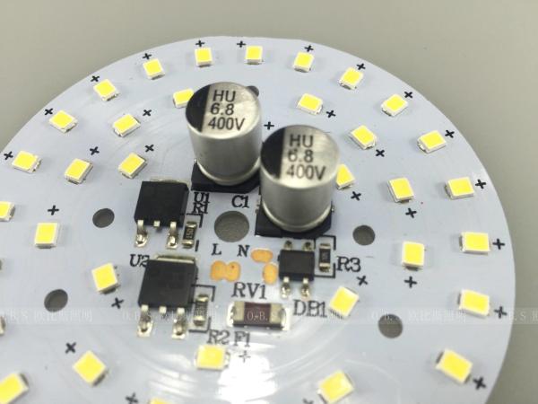 Buy Small LED SMT Mounting Machine HT-E5S LED Bulb Making Device 60 Feeder Stations at wholesale prices