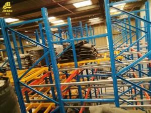 Industrial Push Back Pallet Rack System With Multi Layers Customized Size