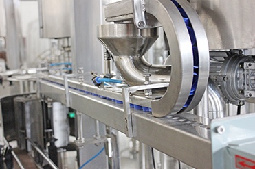 500ml Bottle Auto Liquid Filling Machine 4000BPH 8000BPH 12000BPH