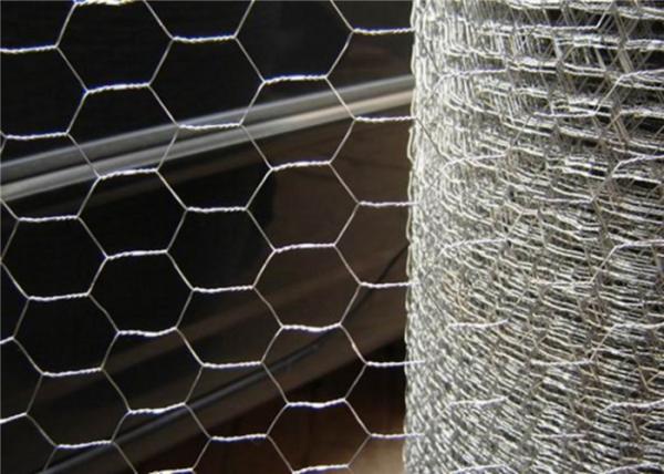 Buy Oxidation Resistant 25m Hexagonal Wire Netting For Chicken at wholesale prices