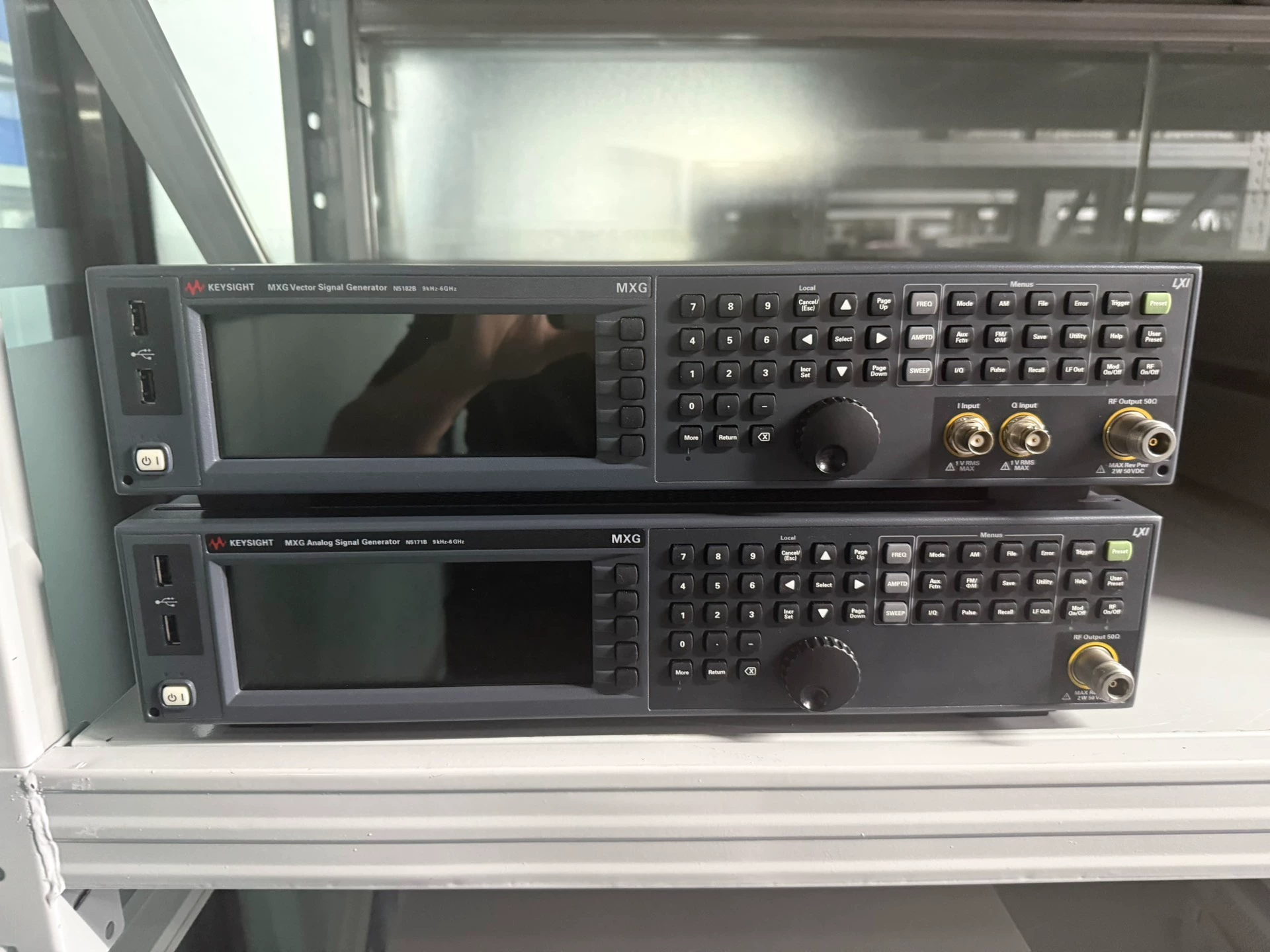 High Power Rf Analog Signal Generators Agilent Keysight N5171B 1 GHz EXG Signal