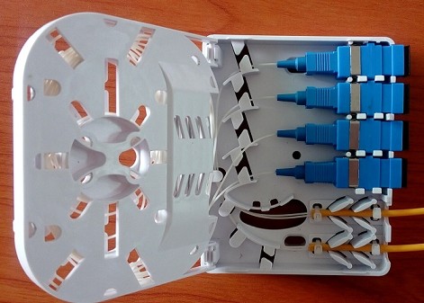 4 Fiber Fiber Optic Termination Box , Network Termination Box For Fiber