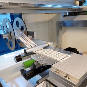 Optimized Labeling Process CCD Camera Automatic Label Machine with Vision