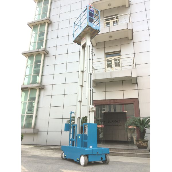 Light Weight Self Propelled Work Platform , Dual Mast Mobile Access Platforms