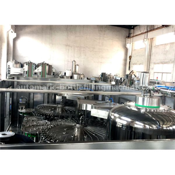 Touch Screen Pet Bottle Filling Machine With PLC Automatic Control Technology