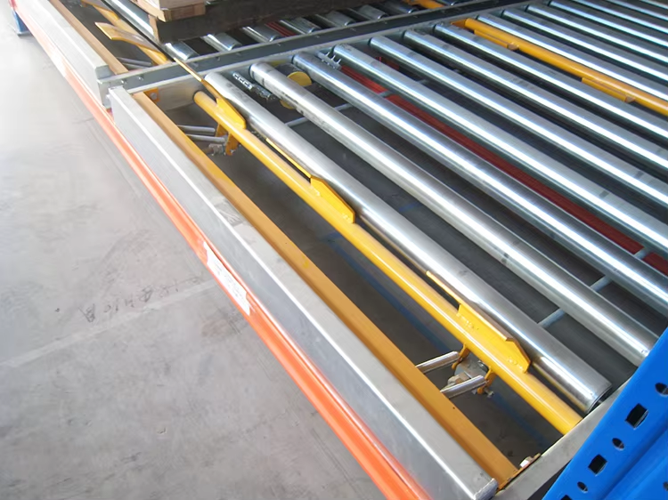 Heavy Duty Gravity Racking High Density Pallet Live Racking For Warehouse Storage