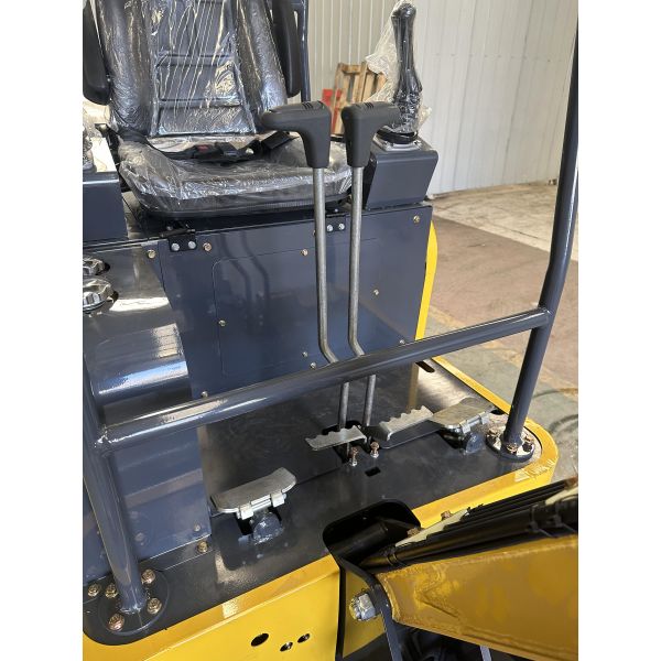 Cheap Excavator Digger 1.7T Compact Mini Excavator Machine Mini Excavator For Sale