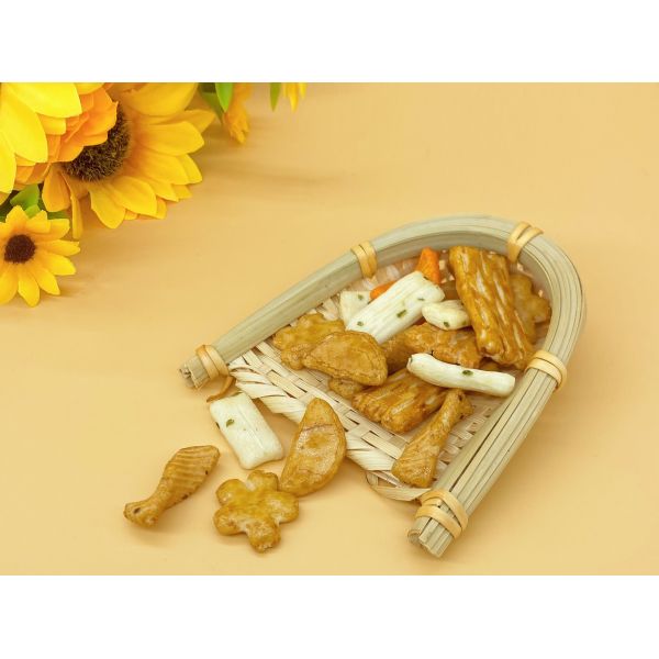 Multiple Shapes Rice Cracker Seaweed Japanese Mix Rice Cracker