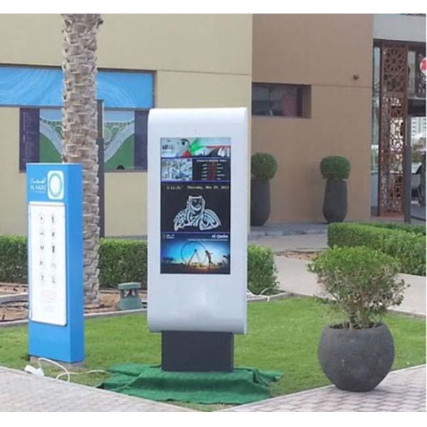 47 inch Outdoor Advertising Billboard Outdoor LCD Panel Video Advertising Screen