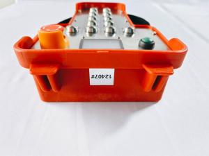 Industrial Wireless Remote Control With 10 Switch Signals In A Strong Electromagnetic Field Environment