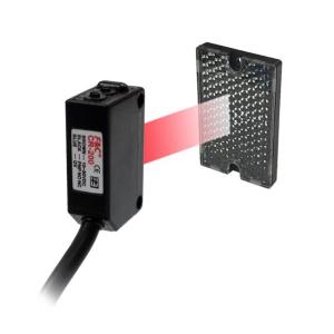 Quality Square Retro Reflection Photoelectric Sensor Switch PNP Type 2M Sensing for sale